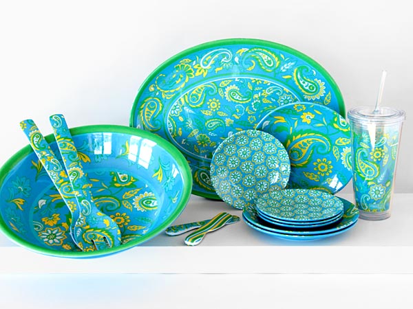 Melamine tableware set.